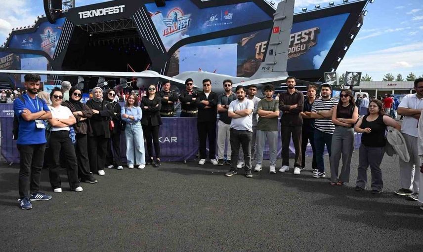 Yeşilyurt genç meclisi, TEKNOFEST'te yerli projeleri inceledi