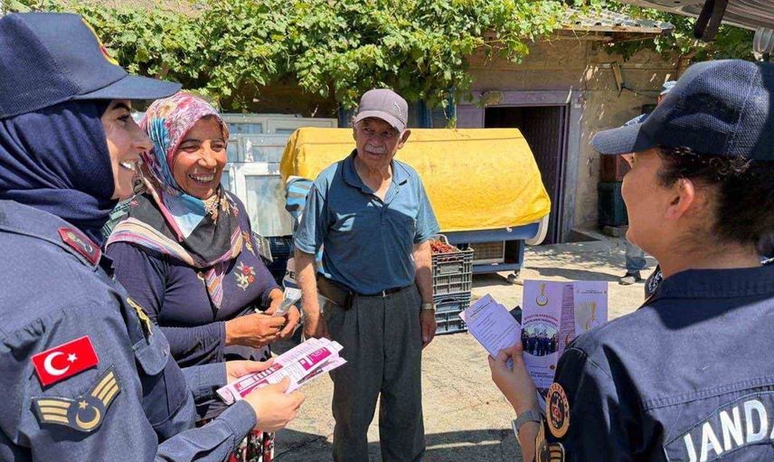 Jandarma kadına şiddetle mücadele çalışmalarını sürdürüyor