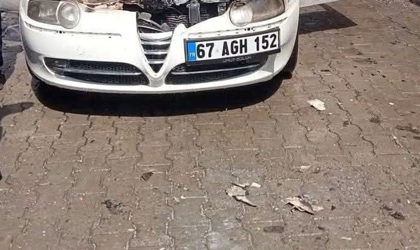 Devrek’te meydana gelen araç yangınında itfaiye hızlı müdahale etti