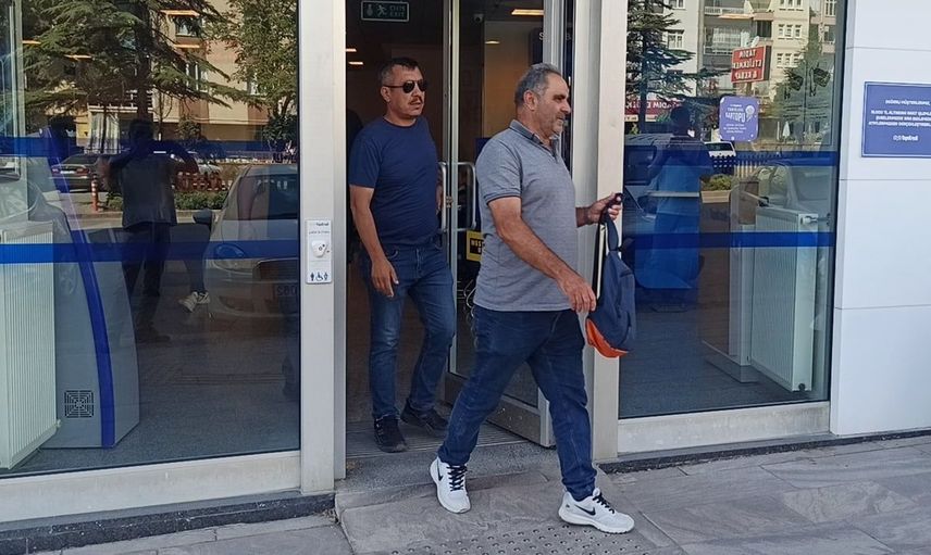 Konya'da dolandırıcılara karşı dikkatli davranan vatandaş altınlarını kurtardı
