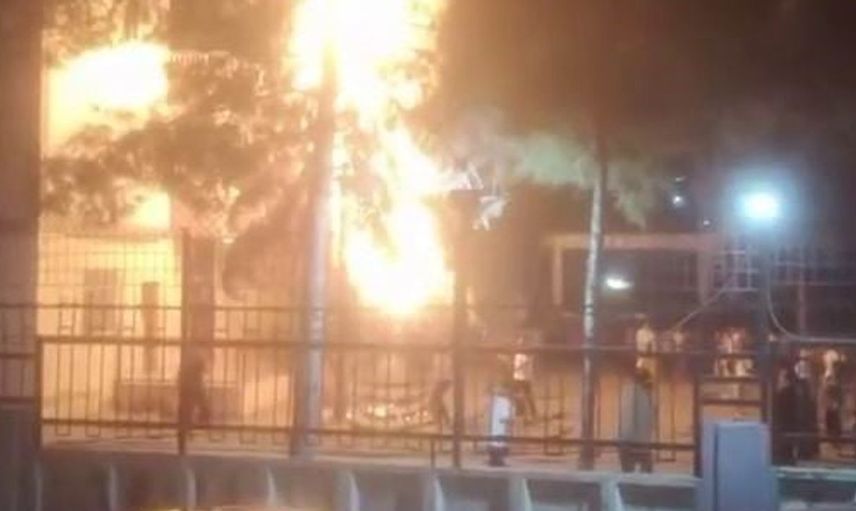 Diyarbakır’da havai fişek yangını tehlike yarattı
