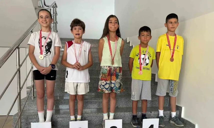 Zafer Bayramı coşkusunu oryantiringle yaşadılar