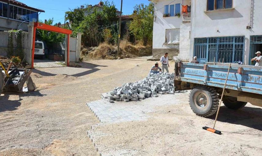 Köydeki üst yapı çalışmaları için Emet Kaymakamı Başkapan’dan ziyaret