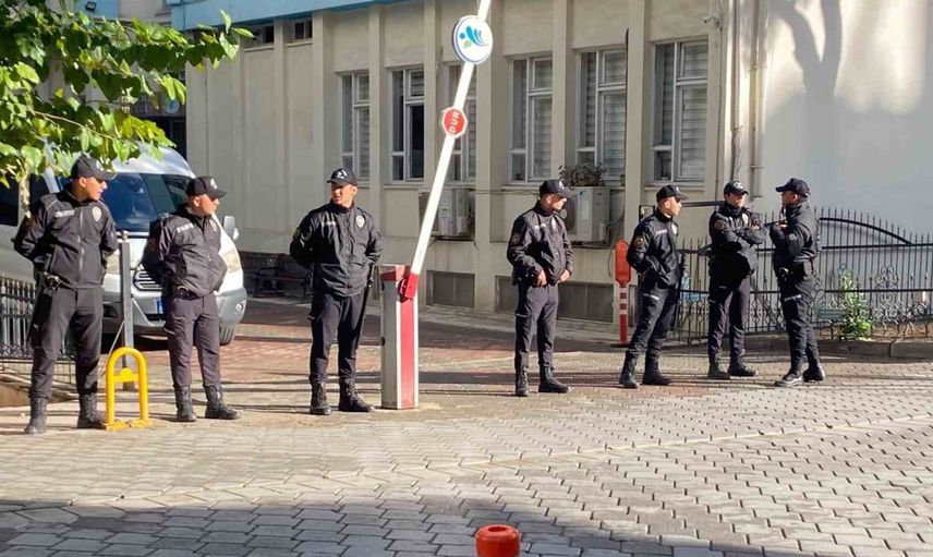 Denizli'de belediye başkanı ve eşi adliyeye sevk edildi