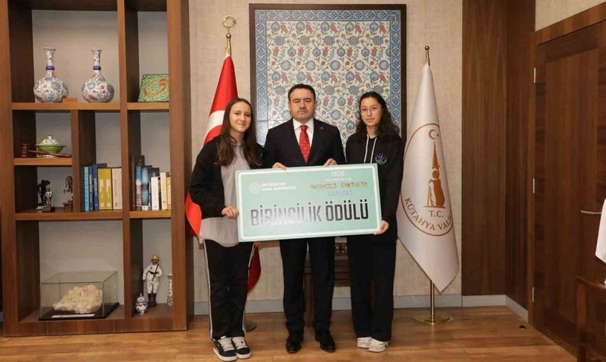 Kütahya'nın imam hatip öğrencileri Türkiye birincisi oldu