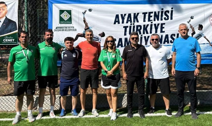 Gedizli futbol antrenörü halil seval uluslararası arenada hakemlik yapacak