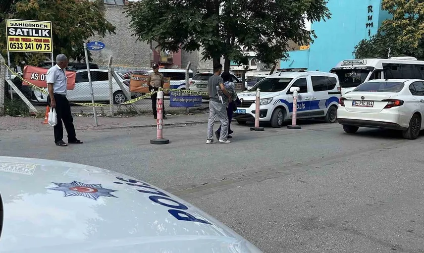 Alacak verecek meselesi kavgaya dönüştü: Bıçaklı saldırıda 1 kişi yaralandı