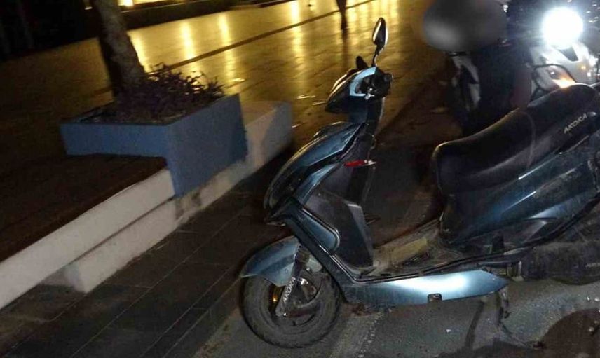 Antalya'da motosiklet ile Tofaş otomobil çarpıştı: 2 yaralı