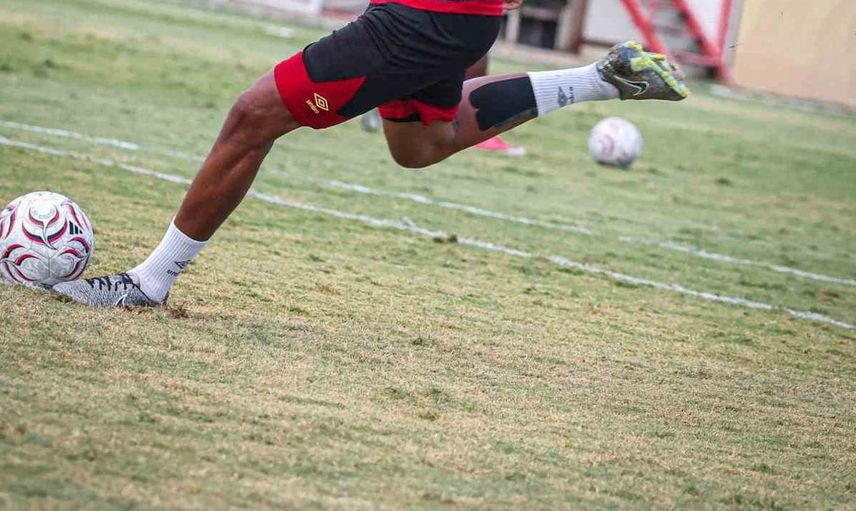 Göztepe'de sakat futbolcular Miroshi ve Sundberg antrenmanlara geri döndü