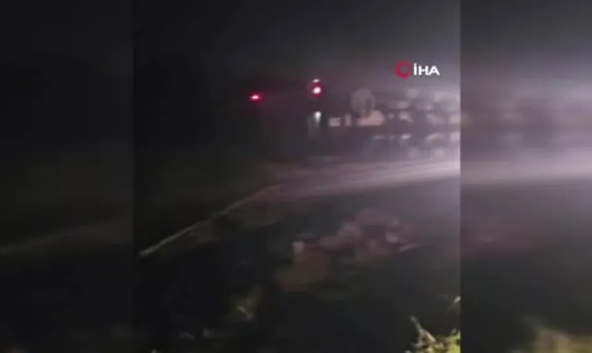 Alkollü tır sürücüsü ters şeride girince motosiklete çarptı: 2 genç hayatını kaybetti