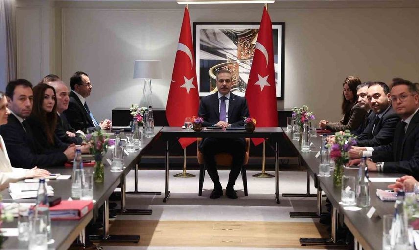 Hakan Fidan Belçika'da sivil toplum temsilcileriyle buluştu
