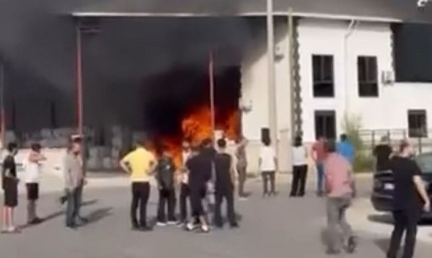 Denizli'de iş yerinde yangın paniği: müdahale sürüyor