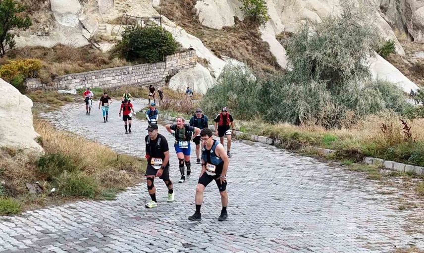 Kapadokya'da uluslararası ultra trail yarışı start aldı