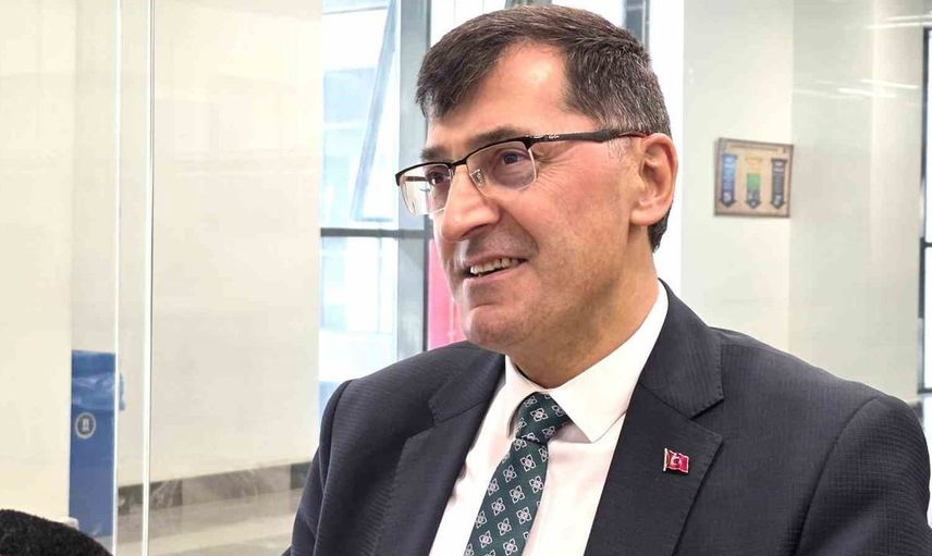 Başkan Kahveci, siyasi hayatına Yeni Parti'de devam edeceğini açıkladı