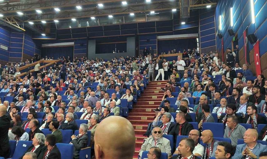Gençlerbirliği olağanüstü genel kurulunda gerginlik yaşandı