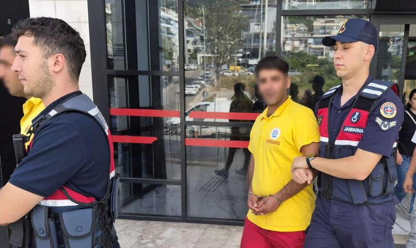 Alanya'da market çalışanını bıçaklayan kardeşler tutuklandı