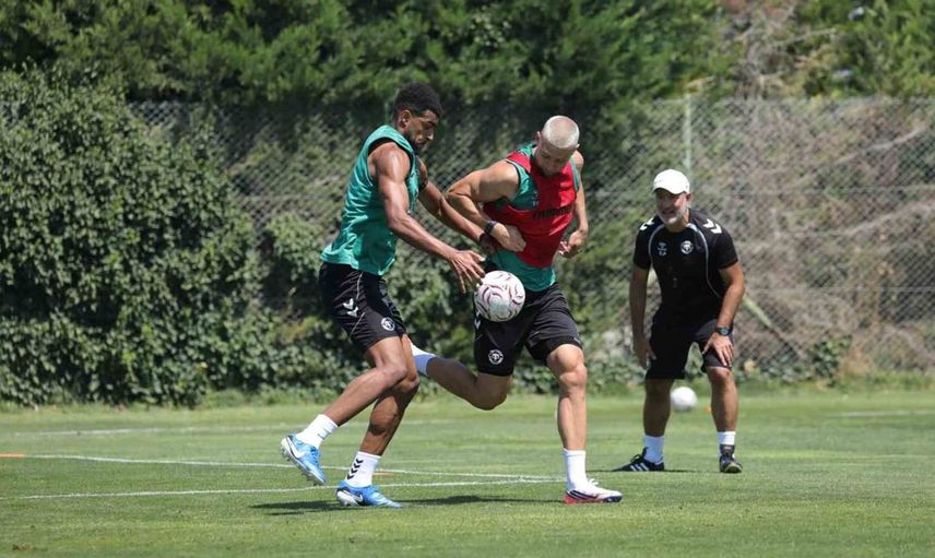 Konyaspor, Kocaelispor maçı öncesi yoğun tempoya devam ediyor