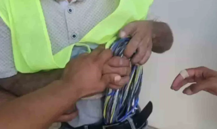 Yevmiyesi 300 bin TL'yi bulan hırsız işçi kıyafetiyle suçüstü yakalandı