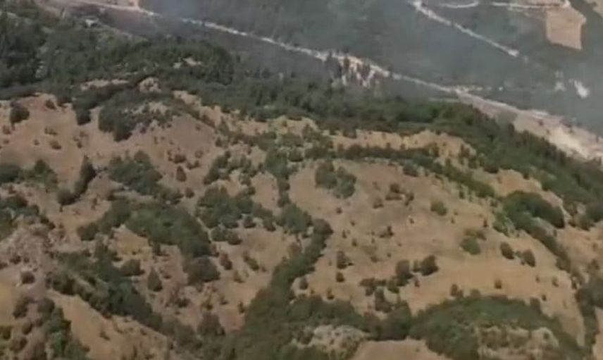 Sındırgı'daki orman dışı yangına hava ve karadan etkili müdahale