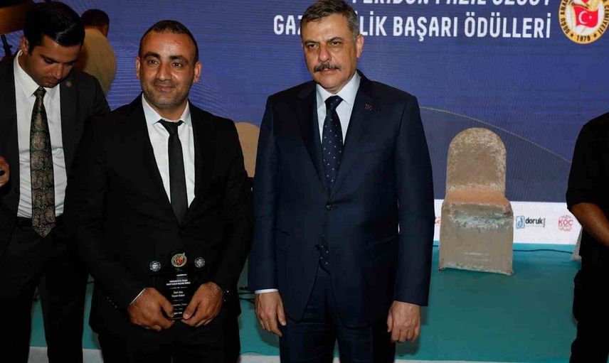 İHA Iğdır muhabiri Sebahattin Yum'a gazetecilik başarı ödülü