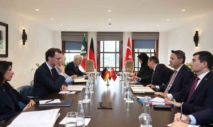 Bakan Bayraktar'dan enerji iş birliği için Almanya'ya çağrı