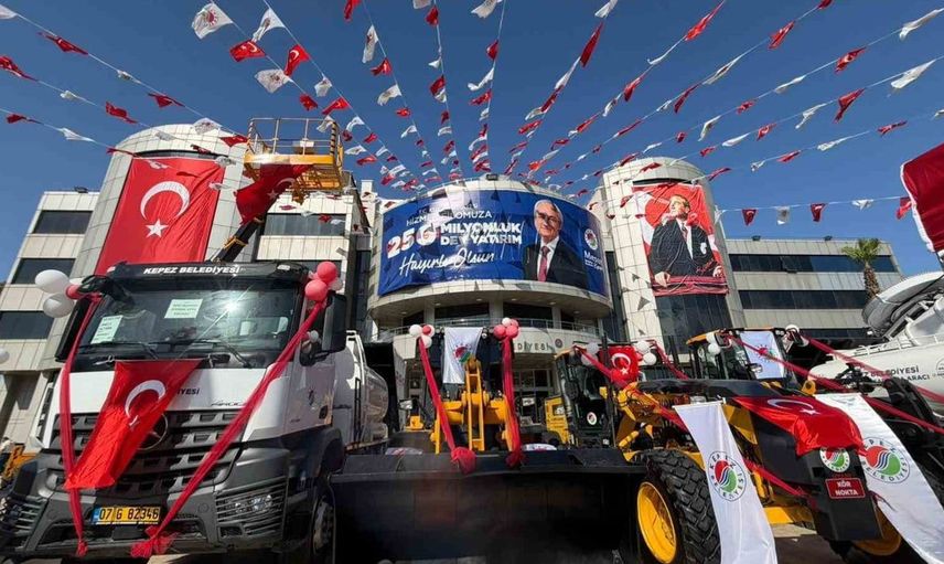 Kepez’de altyapı sorunlarına çözüm: yeni kanal açma aracı hizmete girdi