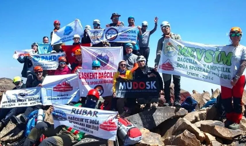 Malazgirt zafer tırmanışı sporcuların azmiyle başarıya ulaştı