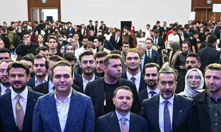 Adalet bakanı gürlek: gençlerimizin geleceği için kararlı mücadele