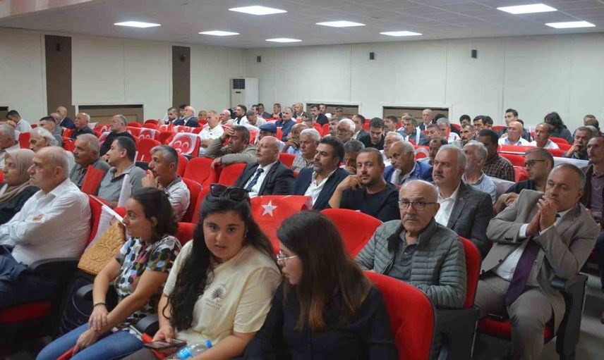 Hikmet Çınar, MHP Sinop İl Başkanlığına yeniden seçildi