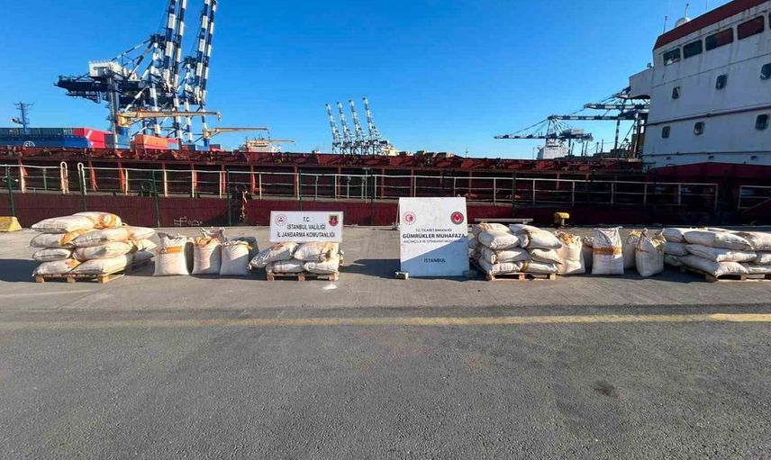 Ambarlı Limanı'nda 3 ton Pregabalin cinsi uyuşturucu ele geçirildi