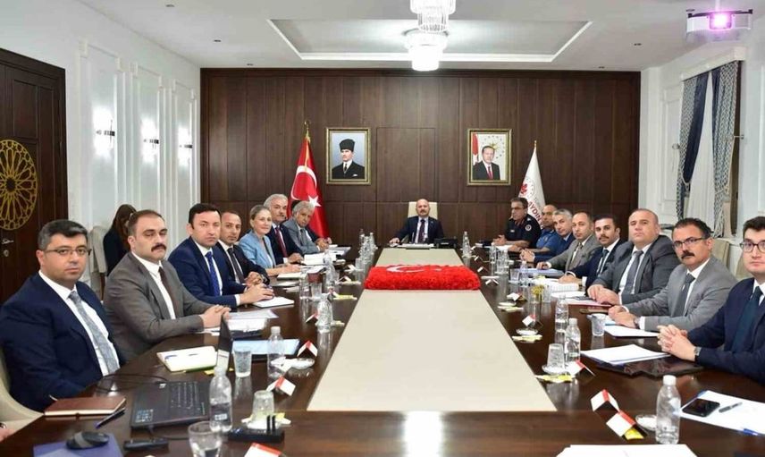 Aydın'da okulların güvenliğine yönelik eğitim toplantısı yapıldı