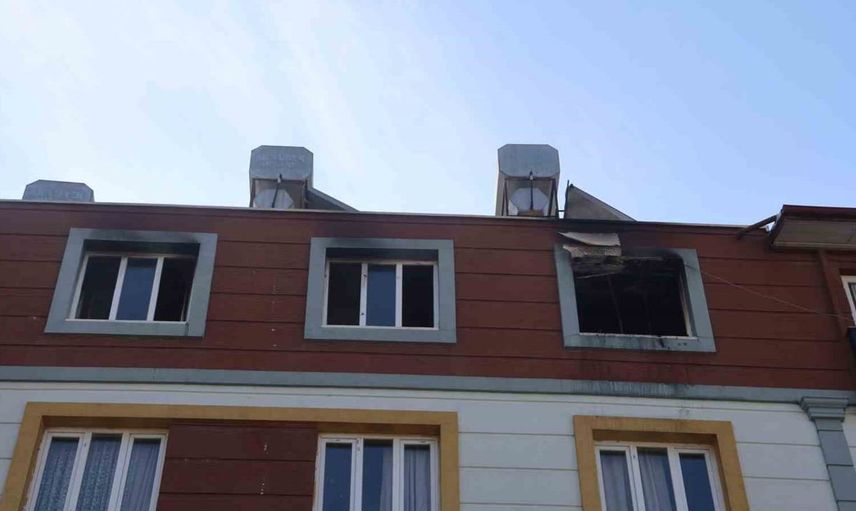 Hatay'da priz yangını, 5 kişilik aileyi tehlikeden kurtardı