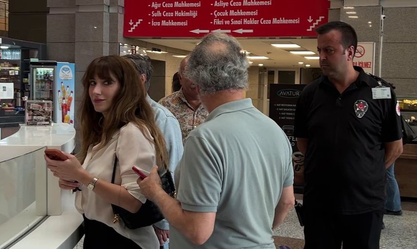 Hazal Kaya, ahbaplar suç örgütü soruşturması kapsamında adliyeye geldi