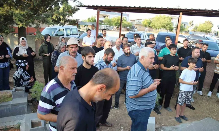 Hayatını kaybeden muhabir umut yakup tanrıöver, mezarı başında anıldı
