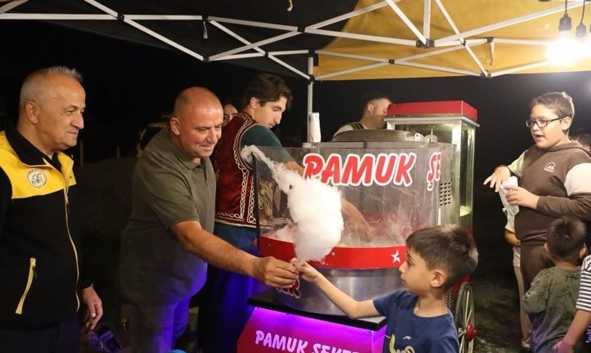 Yıldızların altında nostaljik anlar: Düzce'de açık hava sineması rüzgarı