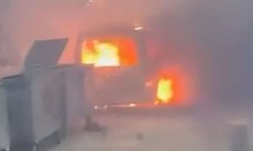 Alanya’da çalılık alanda yangın, bir araç ve ev hasar gördü