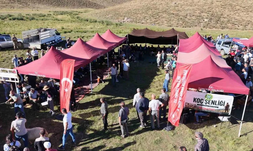 Tunceli'de tarihi buluşma: Ferhat Çayırı Yaylası'nda valilik ziyareti