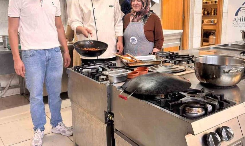 Niğde'de gastronomi akademisi eğitimleri başladı