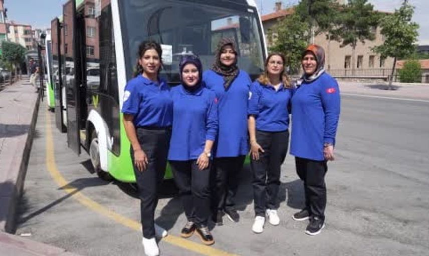 Niğde’de kadın sürücüler, ücretsiz elektrikli otobüslerde görev alıyor