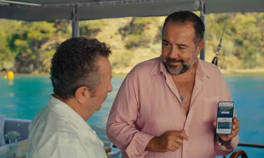 Ata Demirer ve Erkan Can, deniz ekosistemini koruma projesine destek verdi