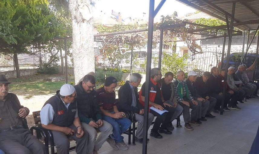 Uşak'ta tarım üreticileriyle buluşma: sorunlar ve çözümler masaya yatırıldı