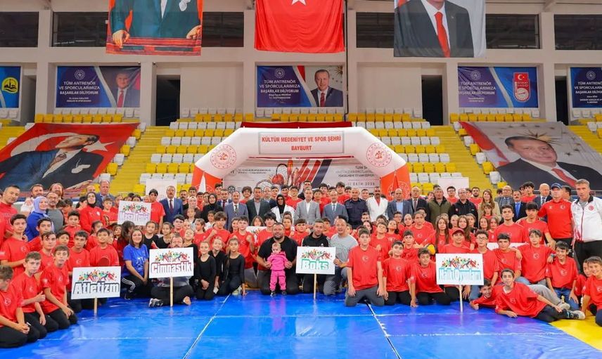 Bayburt’ta amatör spor haftası etkinlikleriyle sporcu potansiyeli sergilendi
