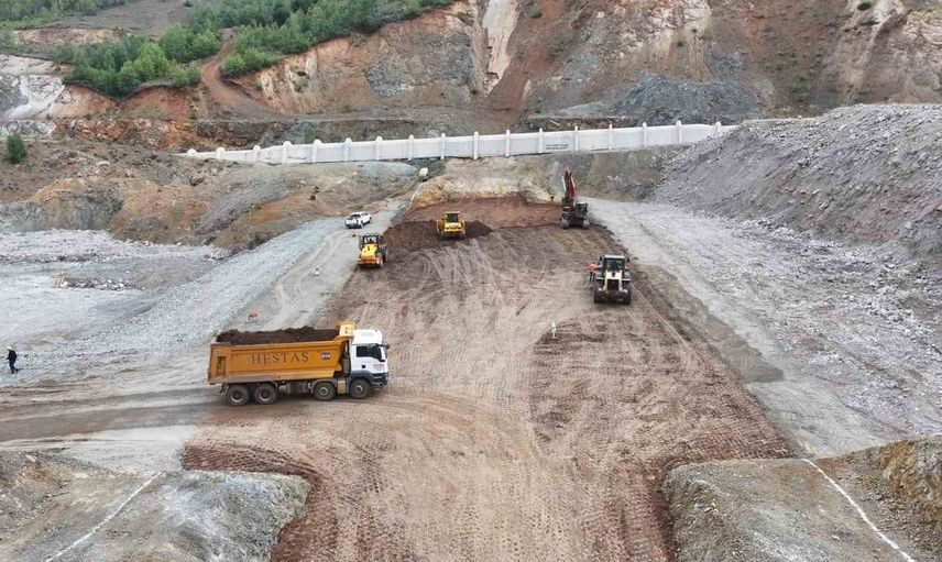 Bayburt'ta Petekli Göleti inşaat çalışmaları hızlandı