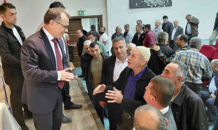 Mudurnu'da kanatlı hayvan yetiştiricilerine biyogüvenlik eğitimi verildi