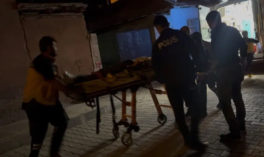 Çorum'da bıçaklı kavga: Bir kişi hastaneye kaldırıldı