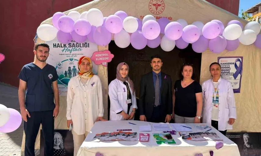 Hakkâri'de kanser taramaları için farkındalık etkinliği düzenlendi