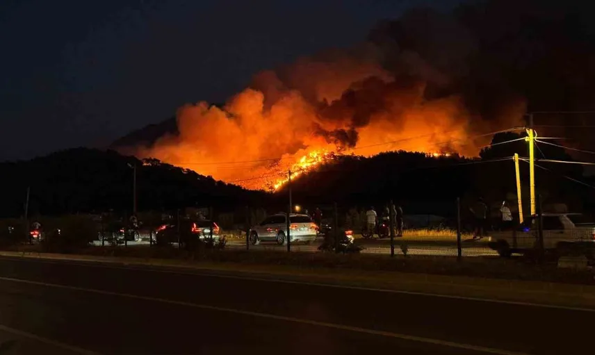 Fethiye'de orman yangını nedeniyle huzurevi boşaltılıyor