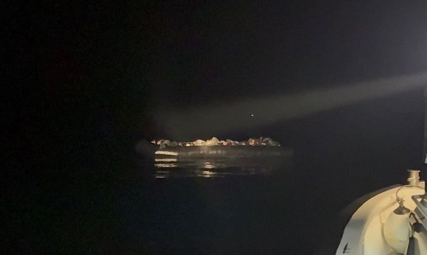 İzmir’de yasa dışı göçmen geçişine büyük engel: 55 kişi yakalandı