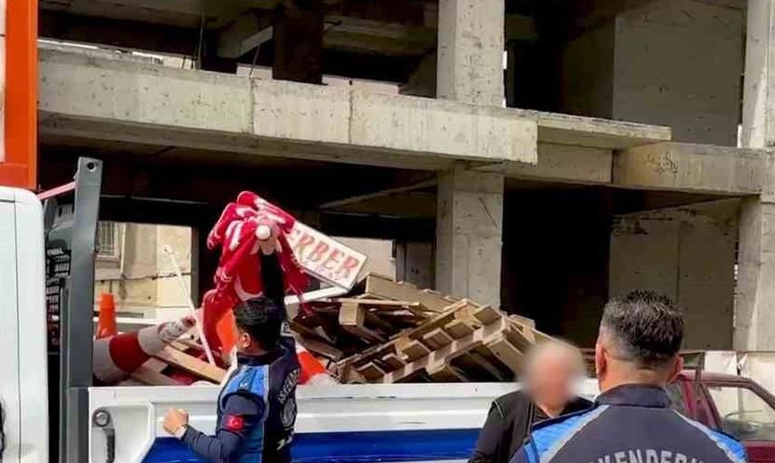 Kaldırım işgali denetiminde esnafın belediye başkanı bağına rağmen zabıta kararlı