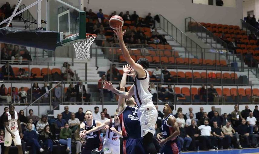 Bordo Basketbol, Bahçeşehir Koleji’ni net bir skorla geçti